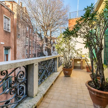 Apartmán Guesthost - Del Remer - 5mins From San Marco Sq