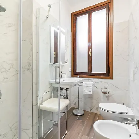 Apartmán Guesthost - Del Remer - 5mins From San Marco Sq Benátky
