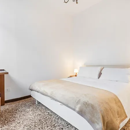 Guesthost - Del Remer - 5mins From San Marco Sq Apartmán Benátky